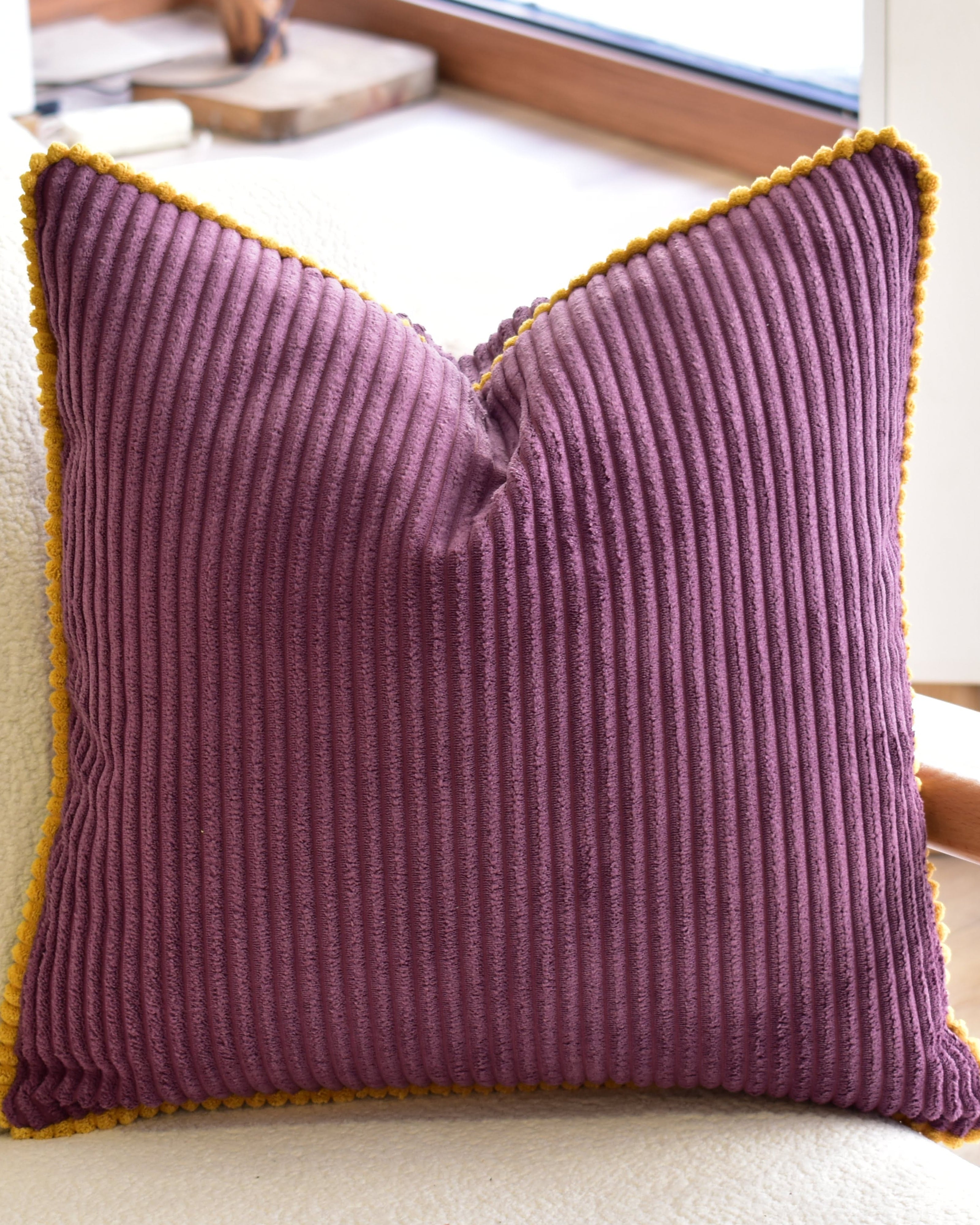 Hardal Biyeli Mor Fitilli Kadife Kırlent Kılıfı