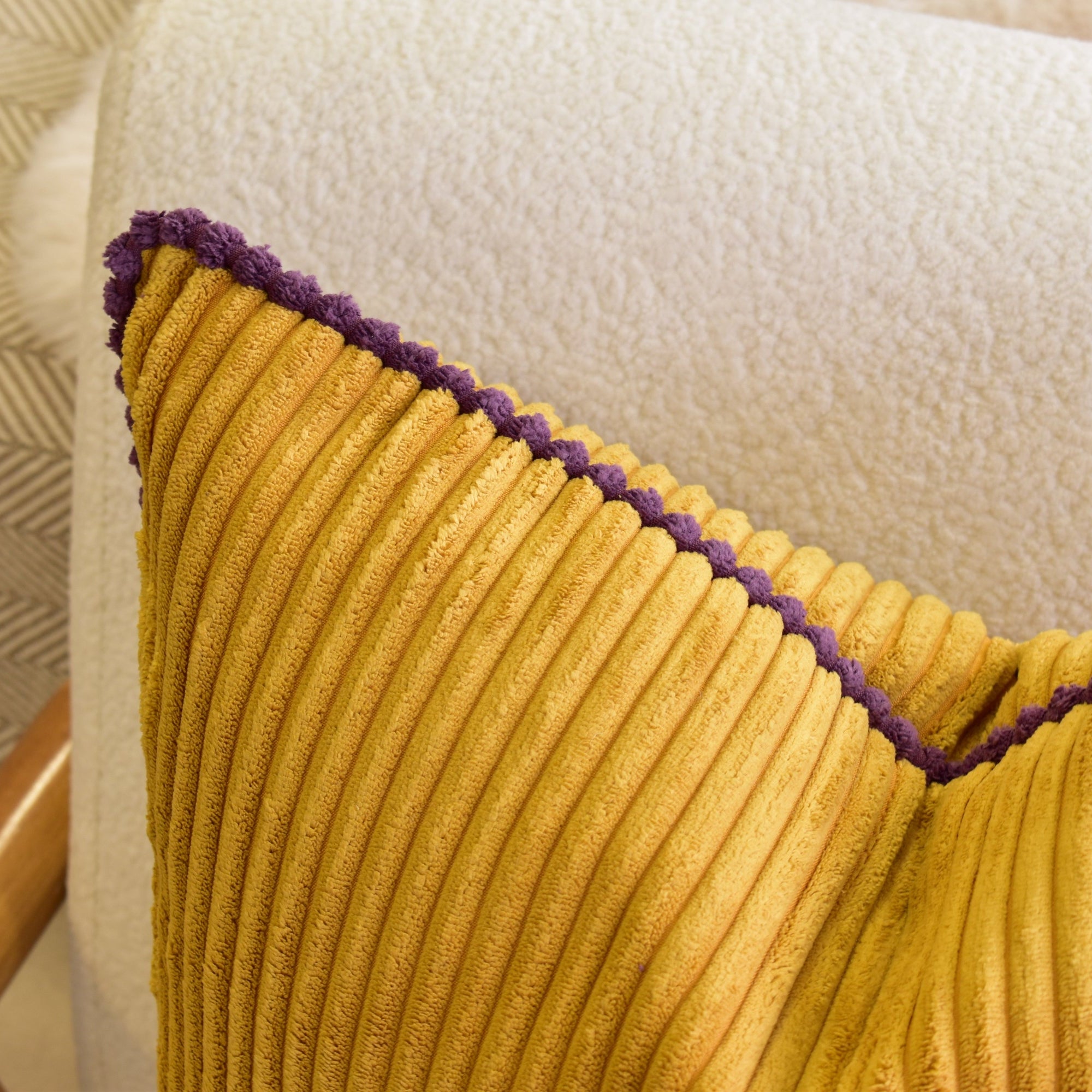 Mor Biyeli Hardal Fitilli Kadife Kırlent Kılıfı